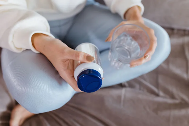 Unghie che si Spezzano e Sfogliano: Silicio Biologico e Zinco, i Micronutrienti Dimenticati che la Biotina da Sola Non Può Sostituire